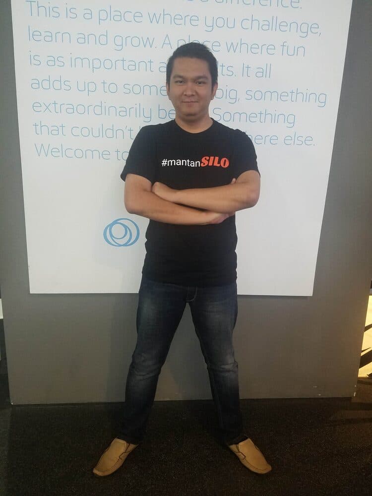 Rudi at the Bank BTPN office